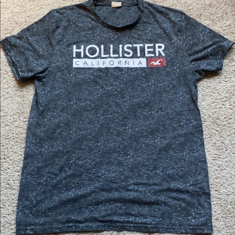 Hollister Men’s Logo Tee